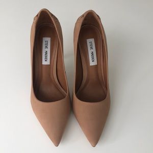 Steve Madden Nude Pumps